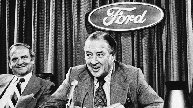 Le 9 septembre 1982 – Henry Ford II prend sa retraite comme président de Ford