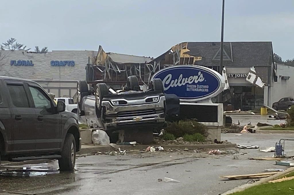 Une tornade fait un mort et au moins 23 blessés à Gaylord, dans le Michigan